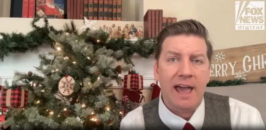VIDEO: 'Christmas Lawyer' at war with his HOA is now fighting the Idaho State Bar