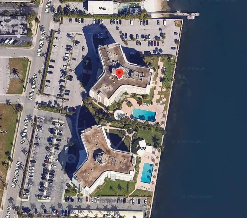 La Fontana waterfront condominium on North Flagler Drive, West Palm Beach