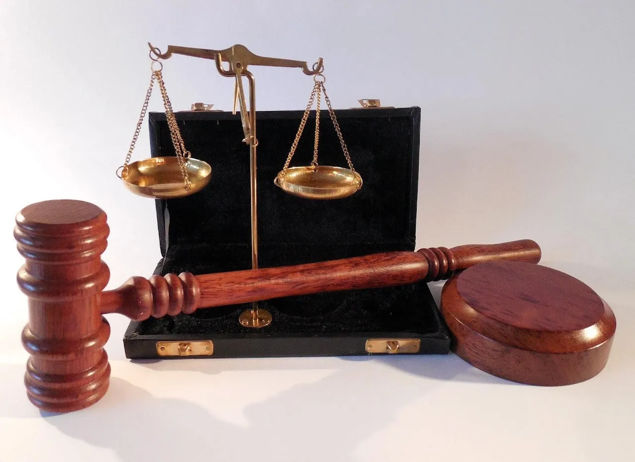 LEGAL PUBLICATIONS